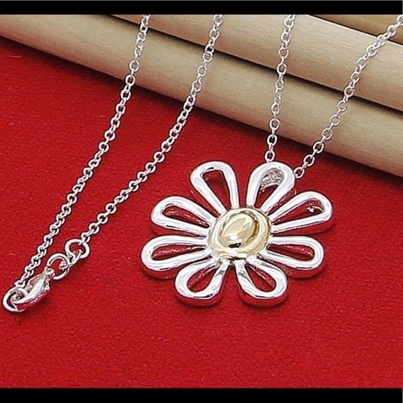 🌷 (925) DAISY FLOWER PENDANT/NECKLACE - Picture 2 of 3
